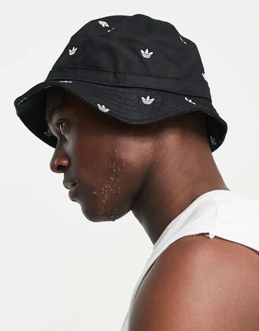 Wetland Pest douche adidas Originals all-over Trefoil bucket hat in black | ASOS