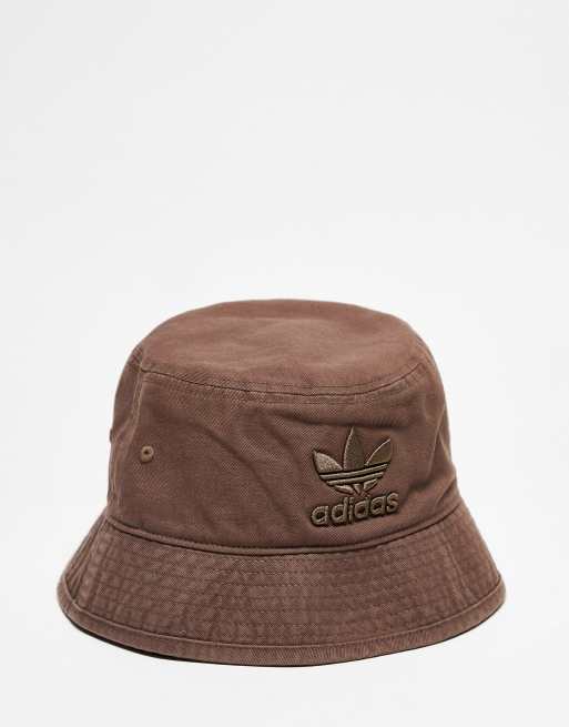 adidas Originals – Anglerhut in Braun mit Dreiblatt-Logo