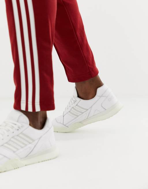 Adidas ar 2024 trainer outfit