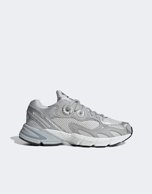 adidas Originals – Astir – Sneaker in Triple-Grau