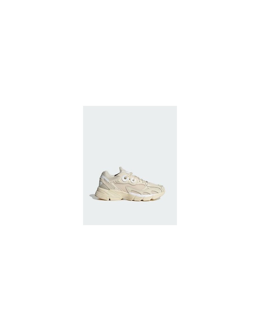 adidas Originals Astir trainers in oatmeal-White
