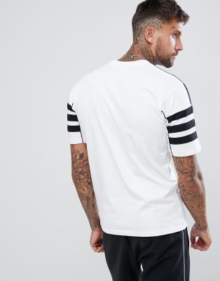 adidas Originals Authentic T-Shirt In White DH3855 | ASOS