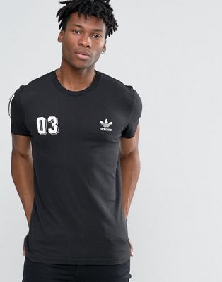 adidas Originals - AZ1021 - T-shirt nera con stampa | ASOS