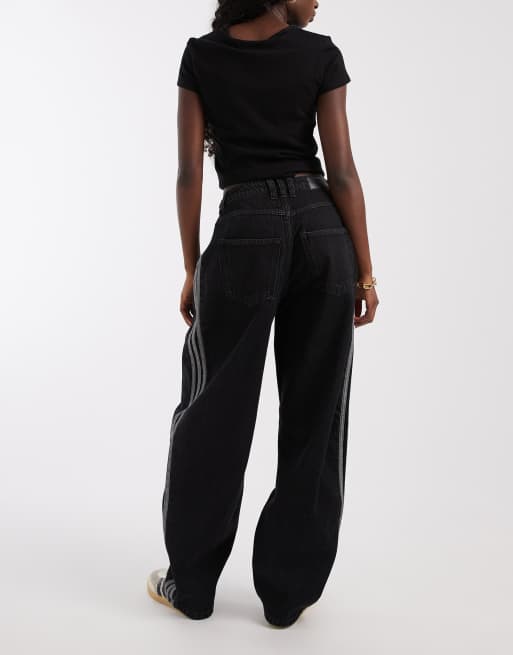 adidas Originals – Barrel-Leg-Jeans in Schwarz, 2 von 5