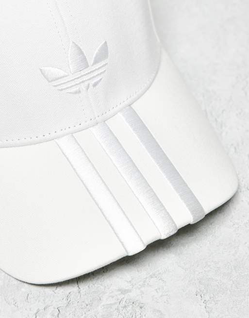 adidas Originals baseball cap in white