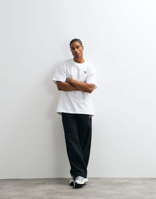 adidas Originals – Basic-Jogginghose in Schwarz mit offenem Saum, 4 von 5