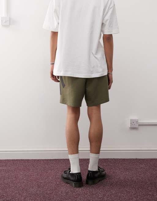 adidas Originals – Basketball – Shorts in Khaki, 5 von 5