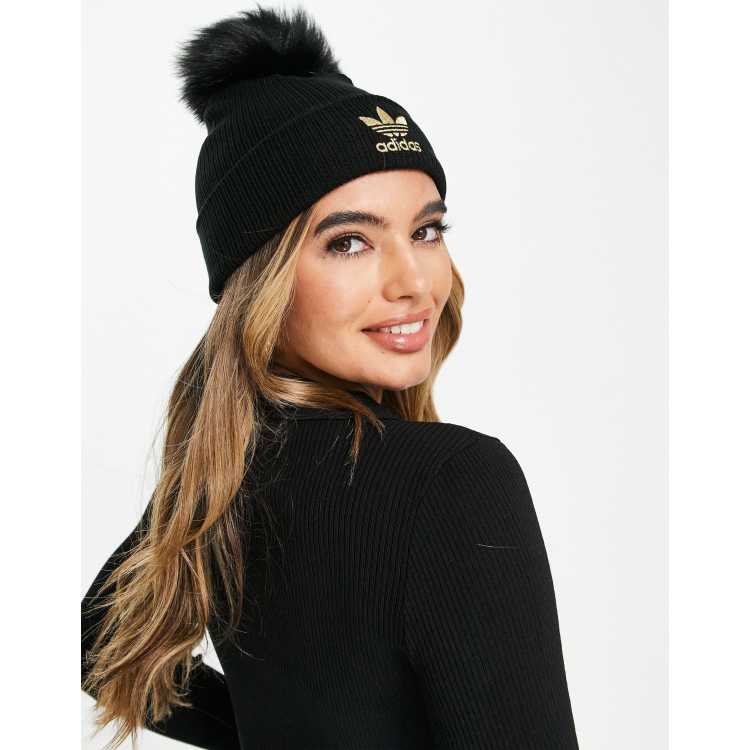 adidas Originals Beanie met pompon van imitatiebont in zwart ASOS