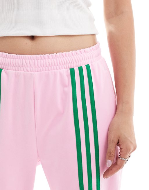 adidas Originals Beckenbauer Fluwelen trainingsbroek in roze ASOS