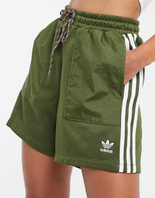 Adidas ripstop shorts 2025