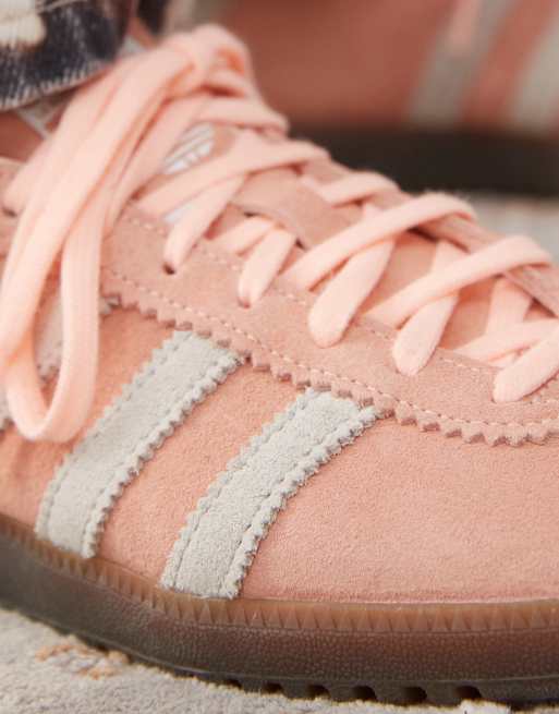 adidas Originals Bermuda Sneakers azzurre e rosa