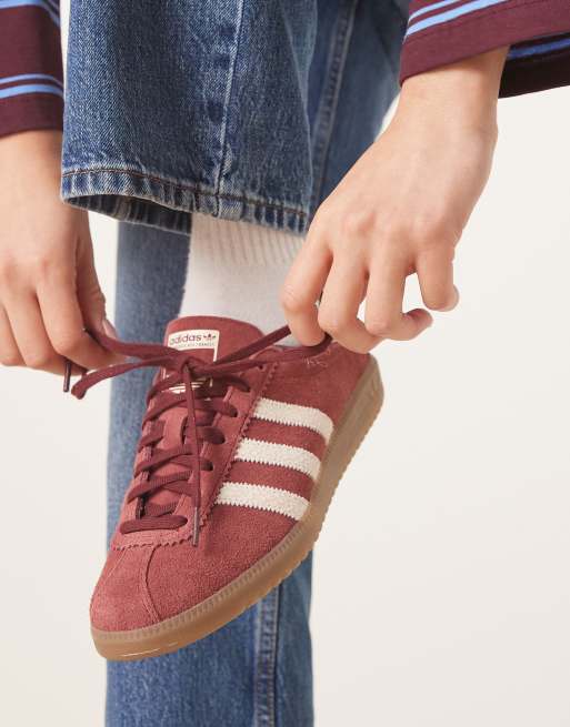 adidas Originals Bermuda sneakers in burgundy and white | ASOS