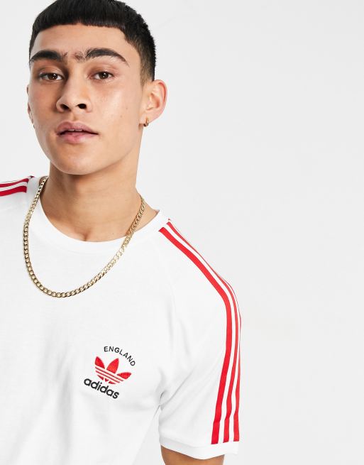adidas Originals – Biało-czerwony T-shirt