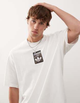 adidas Originals – Biały T-shirt oversize - view 1
