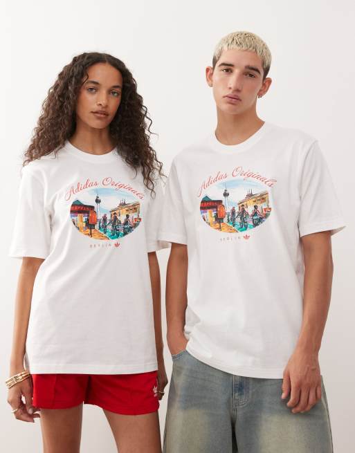 adidas Originals – Biały T-shirt z grafiką z napisem „Berlin”