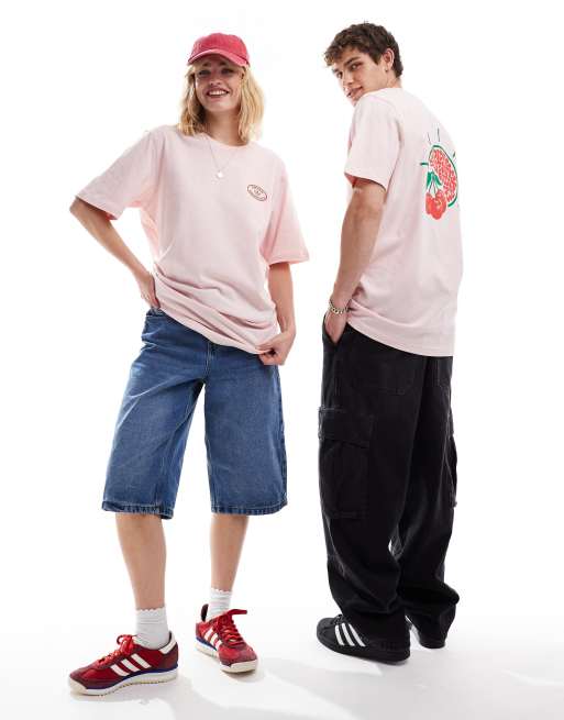 adidas Originals – Blekrosa t-shirt med körsbärstryck baktill