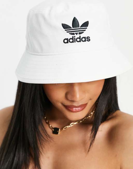 Bob adidas clearance blanc