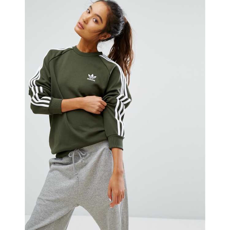 adidas Originals Boyfriend Sweatshirt in Khaki mit drei Streifen ASOS