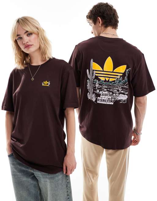 adidas Originals – Brązowy T-shirt z kowbojskim nadrukiem na plecach