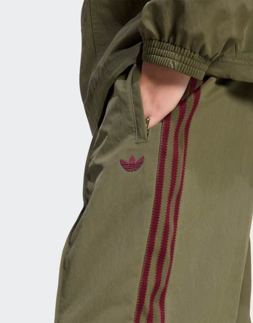 adidas Originals Britcore trackpant in olive strata, 4 of 4
