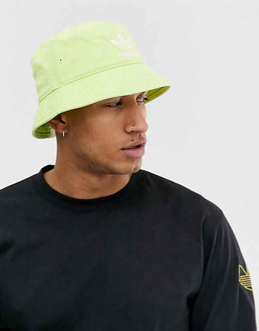 valse marathon arv adidas Originals Bucket Hat in yellow | ASOS