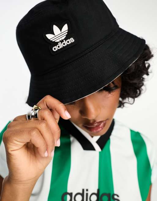 Adidas originals trefoil outlet bucket hat