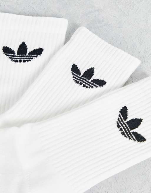 Outfit con calzini adidas deals