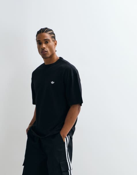 adidas Originals - camiseta holgada esencial en negro - view 1
