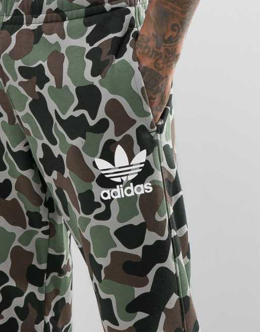 adidas Originals Camo Joggers in Green for Men