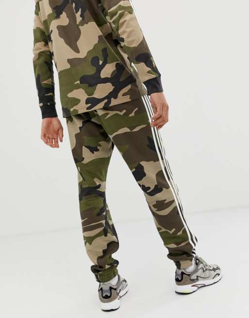 Camouflage jogging online bottoms