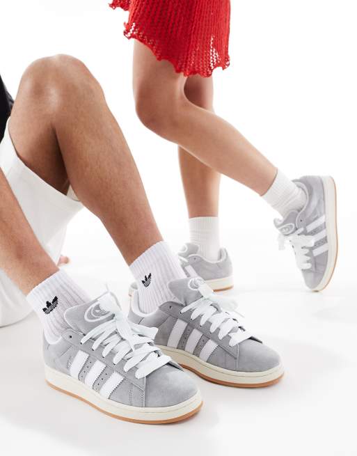 Grey adidas hot sale shoes outfit