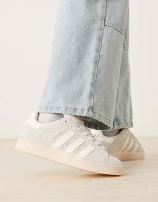 adidas Originals Campus 00s shoes in grey and chalk white | ASOS
