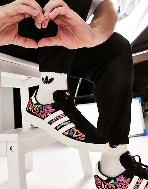 In de naam royalty silhouet adidas Originals Campus 80s Pride sneakers in black | ASOS