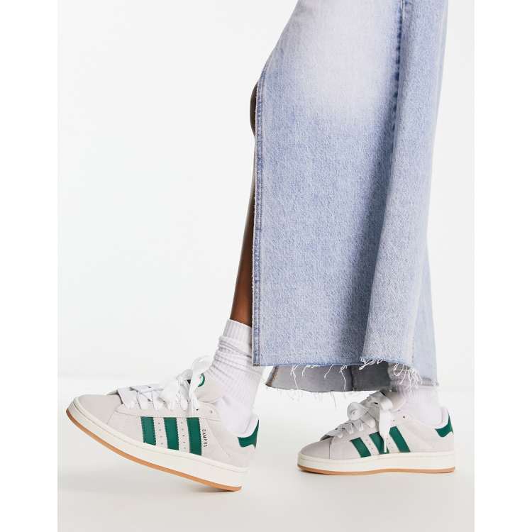 adidas Originals Campus Sneaker im Stil der 00er Jahre in WeiB und Grun ASOS