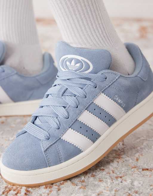 adidas Originals  Campus  Sneaker in Hellblau und Wei mit Gummisohle im  Stil der 00er-Jahre | ASOS