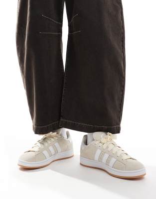 adidas Originals - Campus - Sneaker in Wollweiß im Stil der 00er