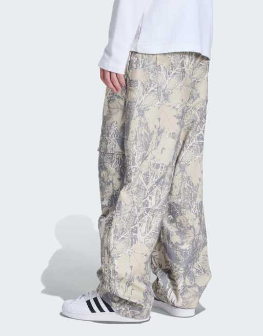 adidas Originals canvas cargo workpants in putty grey / grey three, 2 of 4