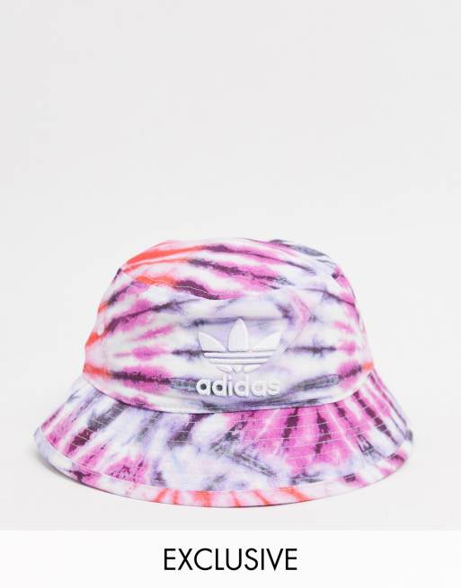 adidas Originals - Cappello da pescatore con stampa tie-dye - In esclusiva per ASOS