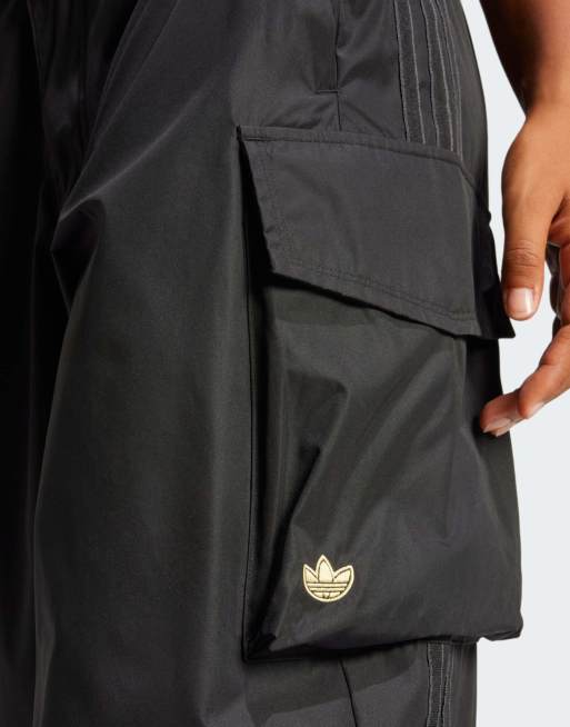 adidas Originals Cargo Pants in black, 2 of 4