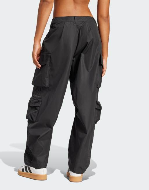 adidas Originals Cargo Pants in black, 3 of 4