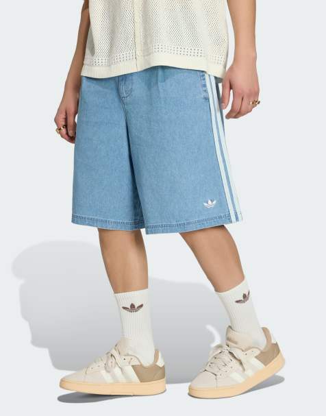 adidas Originals – Chino-Shorts aus Denim in Hellblau - view 1