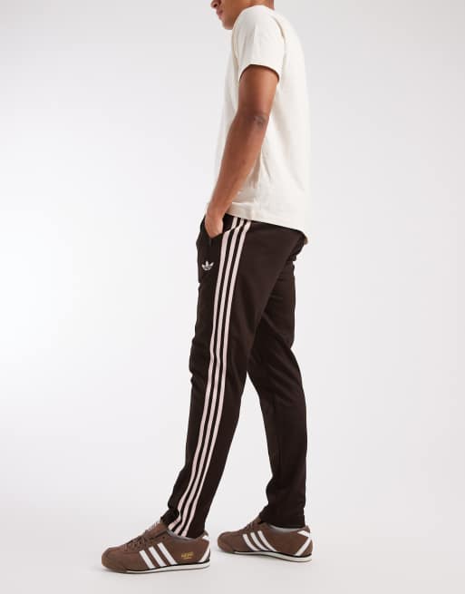 adidas Originals – Classic – Trainingshose in Aurora Coffee/Sandy Pink, 3 von 5