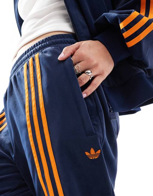 adidas Originals Classics Pantaloni sportivi in velluto color indaco