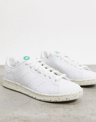 adidas Originals Clean Classics Sustainable Stan Smith trainers in white |  ASOS