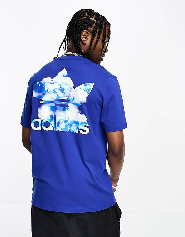adidas Originals - cloud graphic trefoil t-shirt in blue