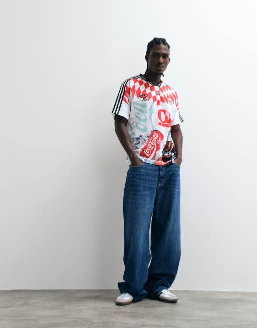 adidas Originals Coca-Cola printed jersey, 3 of 5