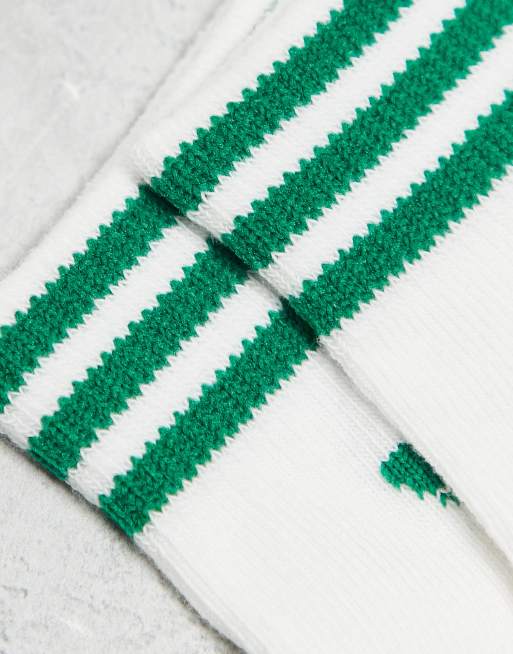 adidas Originals Confezione da 3 calze alla caviglia bianche con 3 strisce e logo a trifoglio ASOS