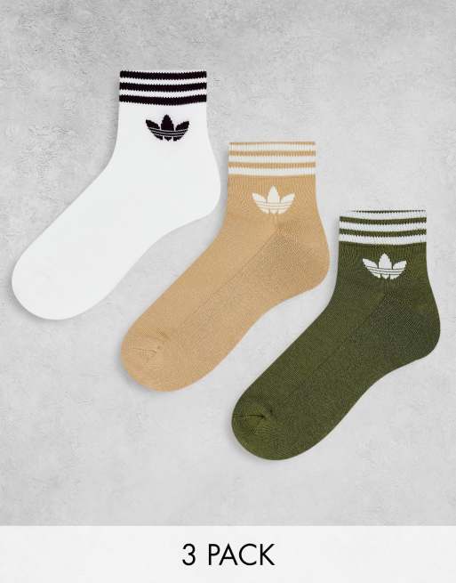 adidas Originals - Confezione da tre paia di calzini con trifoglio, colori della terra