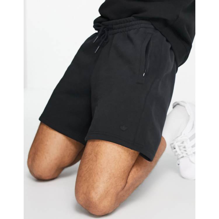 Adidas originals cheap trefoil fleece shorts