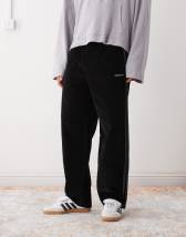 ASOS DESIGN relaxed tapered trousers in black
